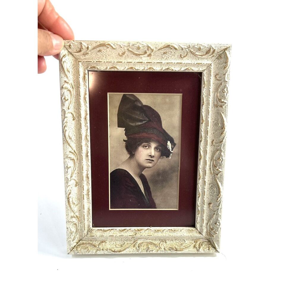 VTG Framed Portrait of a Victorian Lady with Hat Wood Wall Decor 5x7 White Frame